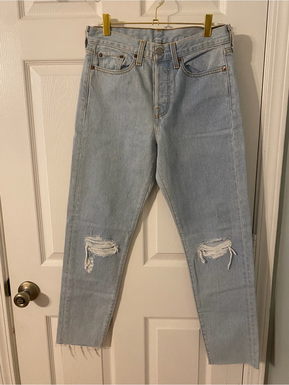 Women's Levi’s Distressed 501 Jeans